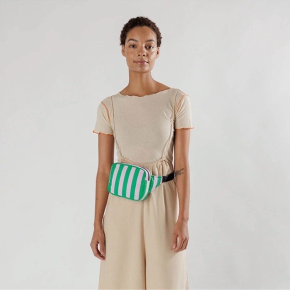 BNWT Baguu Pink Green Fanny Pack Belt Bag - Picture 4 of 6